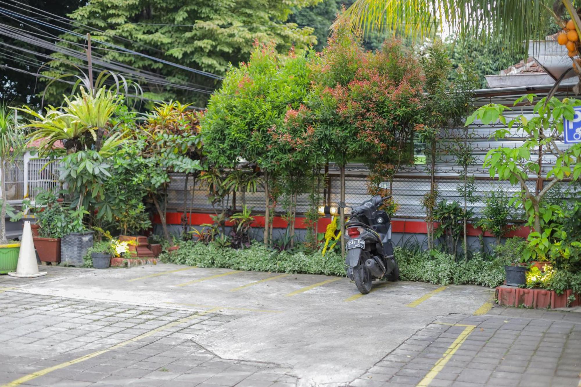 Reddoorz Plus At Swun Stay Raya Langsep Malang Exterior foto