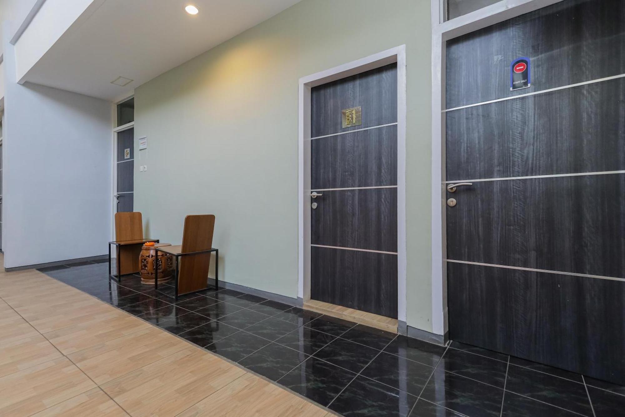 Reddoorz Plus At Swun Stay Raya Langsep Malang Exterior foto