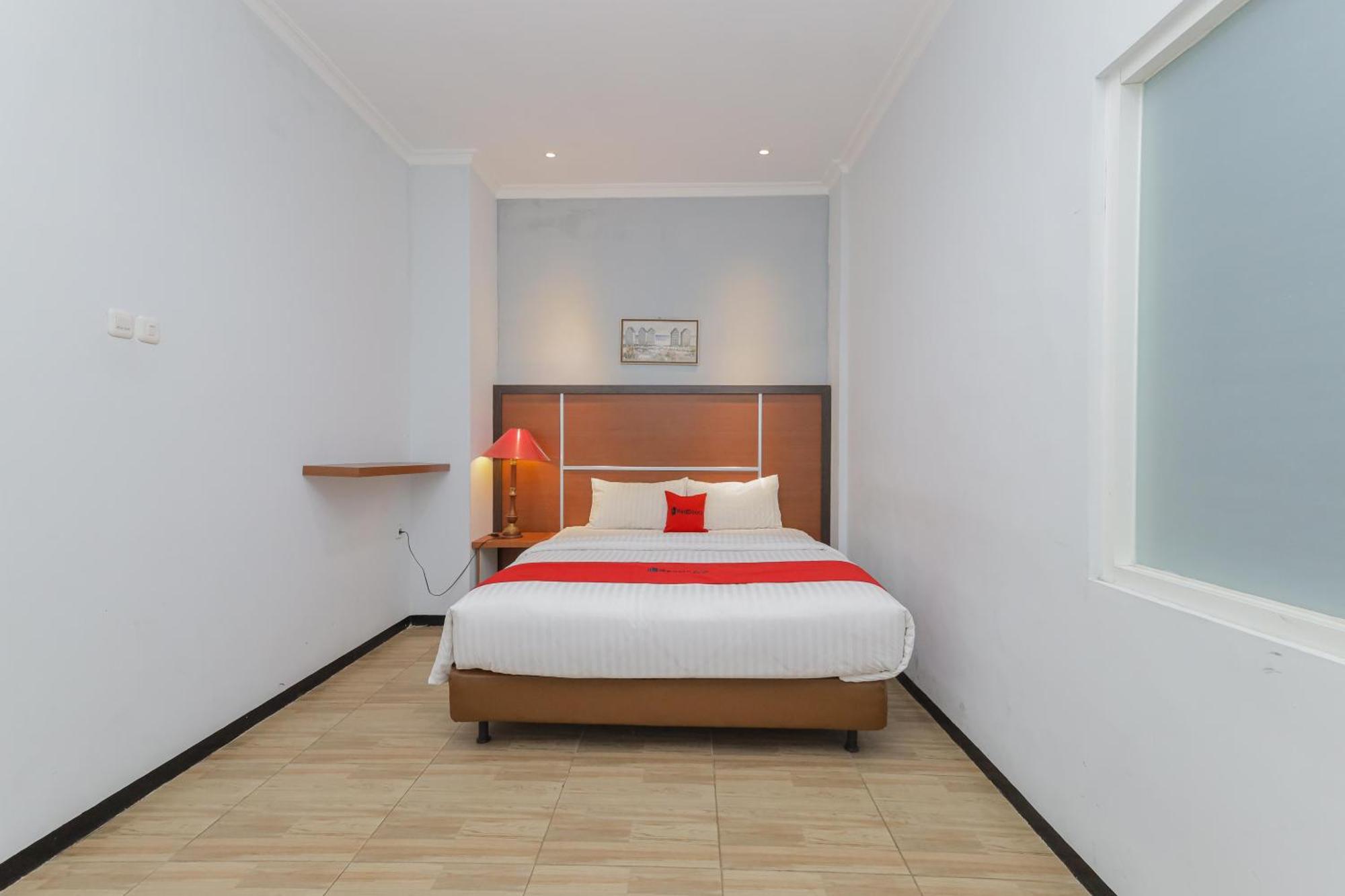 Reddoorz Plus At Swun Stay Raya Langsep Malang Exterior foto